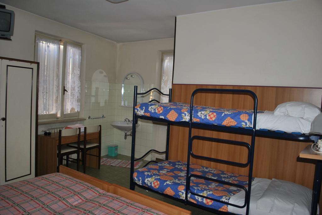 Albergo Alla Rocca Garda (Verona) Room photo