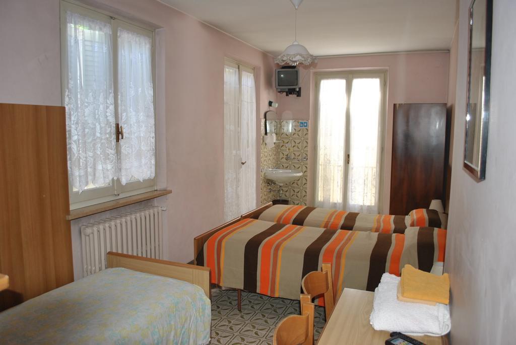 Albergo Alla Rocca Garda (Verona) Room photo