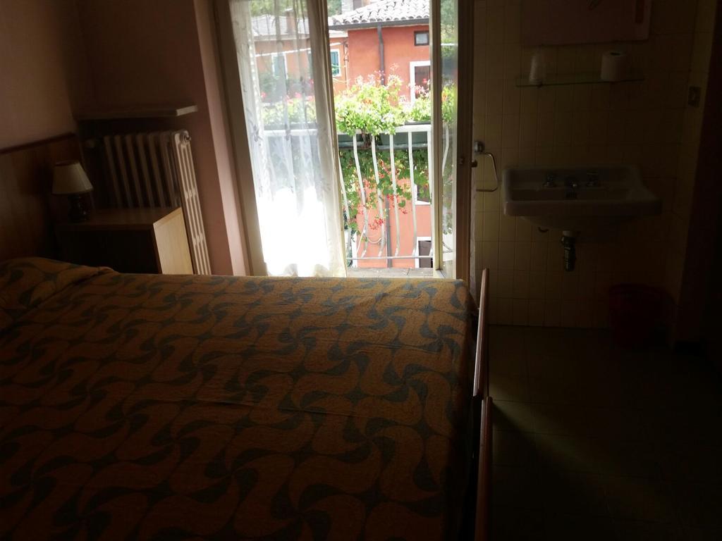Albergo Alla Rocca Garda (Verona) Exterior photo